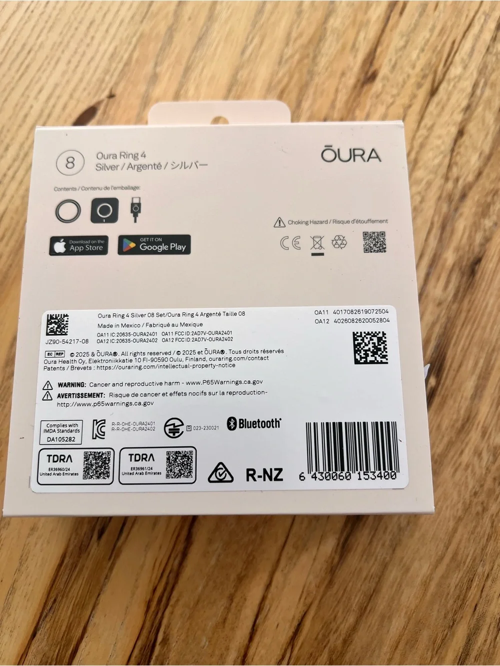 New in Box Oura Ring 4 Smart Ring - Silver Finish